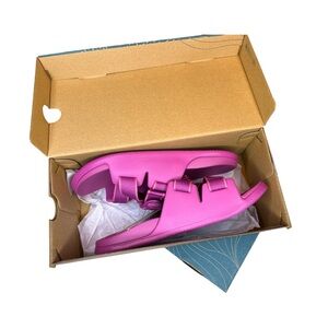 Chaco Chillos Slide Sandals